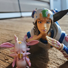 Thumbnail of related channel