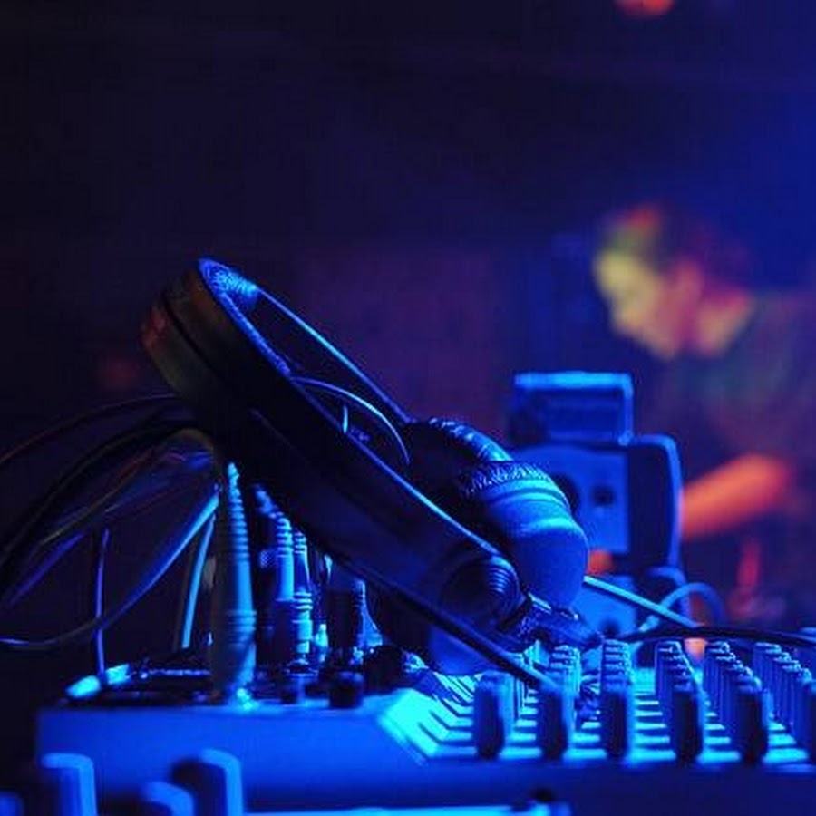 День диджея