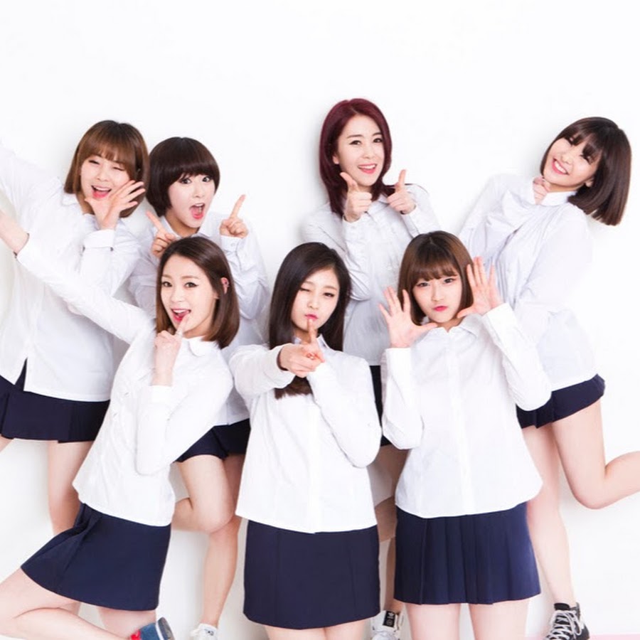 Seven class. Year 7 class 1. year 7 class 1 kpop. женская белив группа.