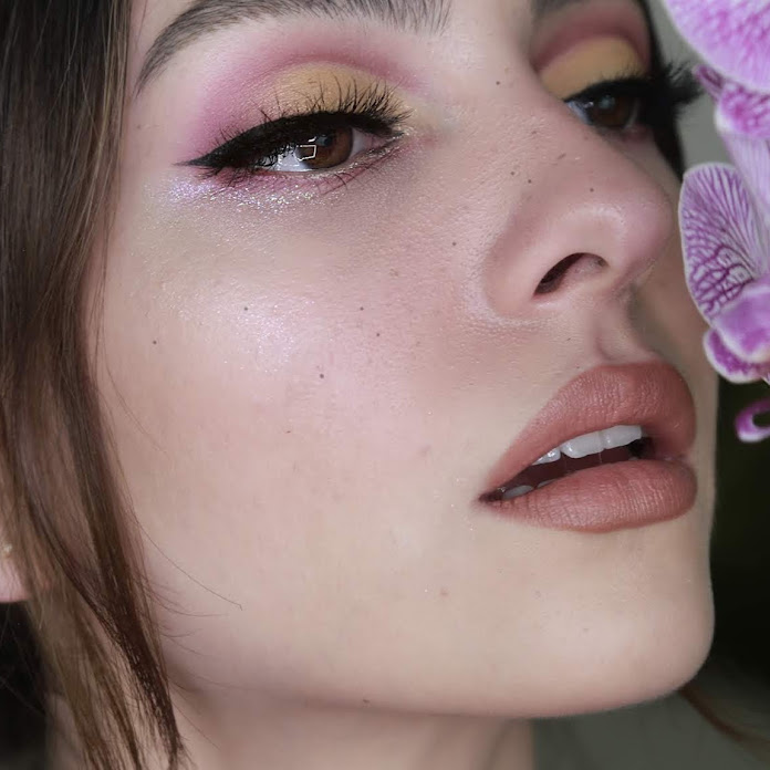 Anna Sarelly Net Worth & Earnings (2026)