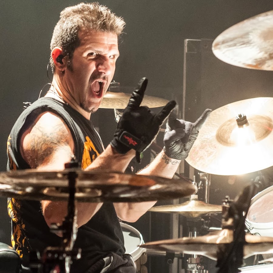 Charlie Benante Youtube