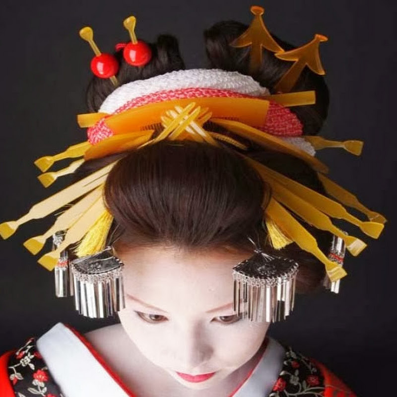 Geisha House