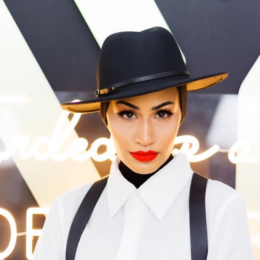 AMLnZu-RnSXcGFChoYEZou_Du06pF2t9GM7slFMRlPYNJw=s900-c-k-c0x00ffffff-no-rj