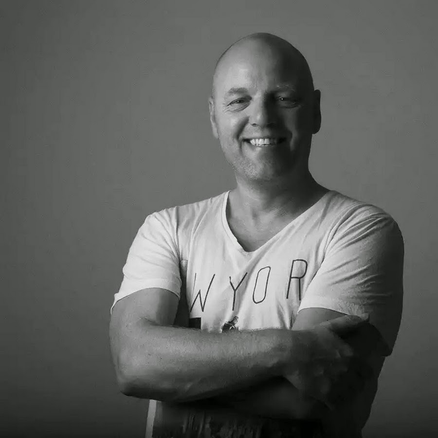 John studio. Тони Фаделл. Тони Фаделл Apple. Стив Джобс. Tony Fadell работы.