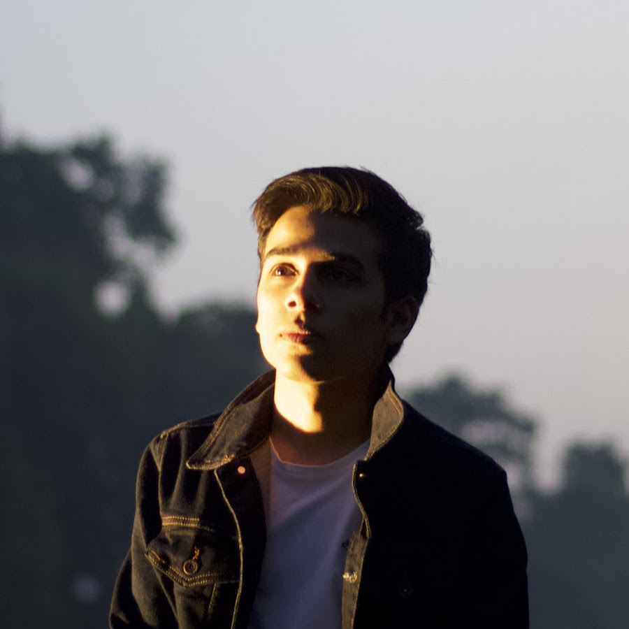 AMLnZu-WUfY_cFuP5rmebqEOhQ17IzCBiwdy6_c3uWt2aQ=s900-c-k-c0x00ffffff-no-rj