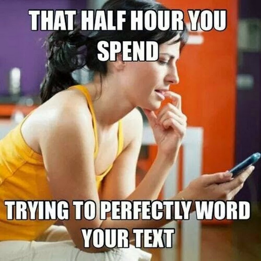 Девушка сидит на земле со спины. Прикольные цитаты про барби. Best revenge quotes. Человек на фоне красивой природы. Spend trying.