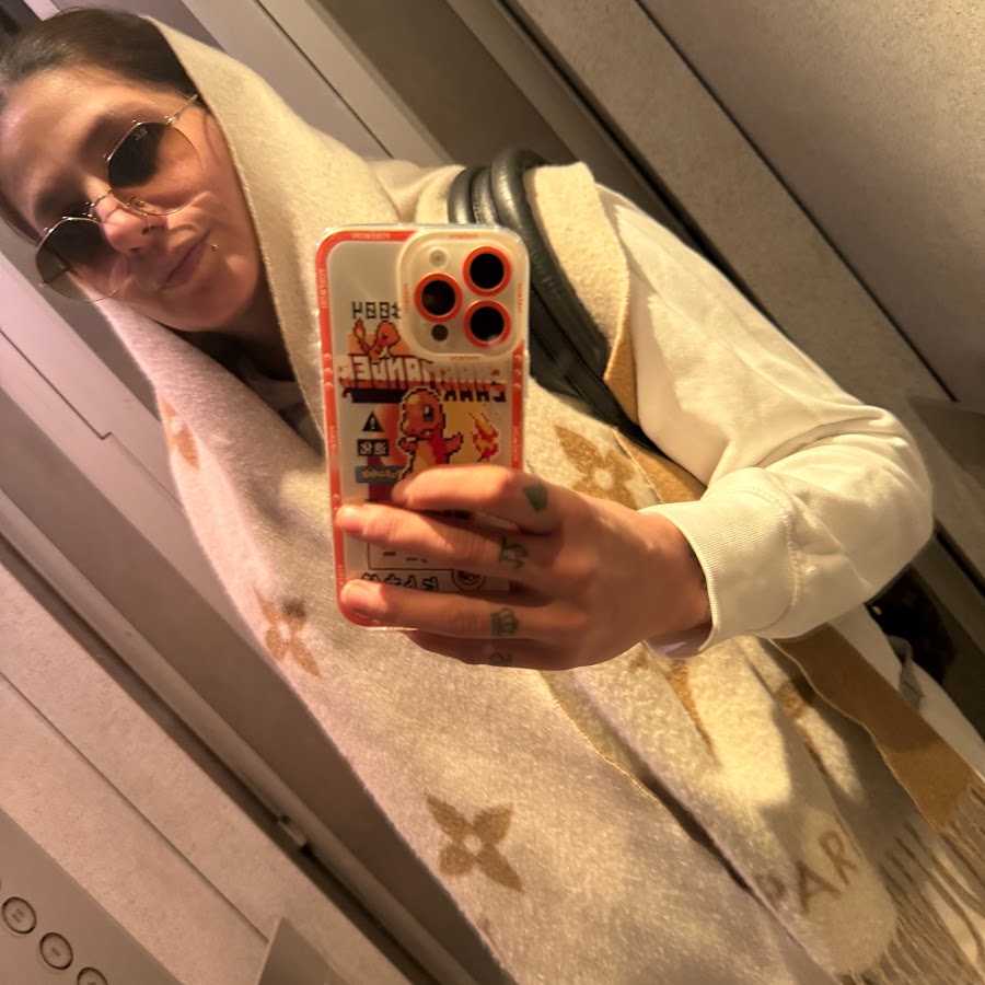 AMLnZu-eSxSStdlLl9A-inHqhNuHyfypoHzxSUpKwetWQQ=s900-c-k-c0x00ffffff-no-rj