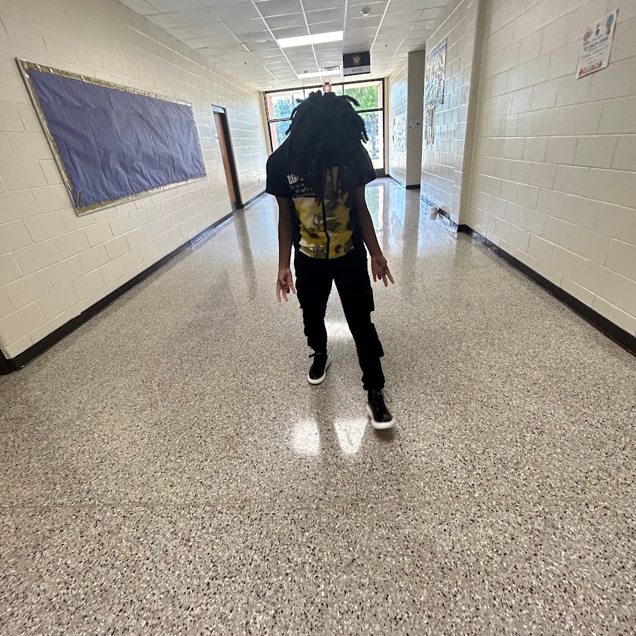 AMLnZuhrdVQJHd5o2gsLyZTHAGLLSzseNsXWpIO87IVFA=s900ckc0x00ffffffnorj