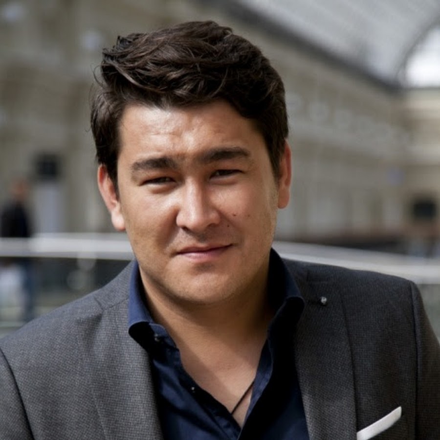 азамат тахирович мусагалиев. казах из однажды. азамат мусагалиев. азамат мусагалиев 2021. азамат мусагалиев 2022.