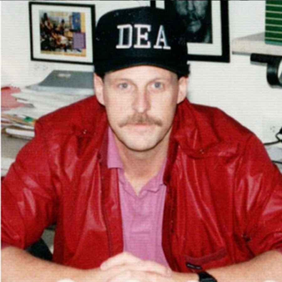 Нарко стив мёрфи. Стив мерфи. Стив мерфи убн. Стив мёрфи агент. Хавьер пенья.