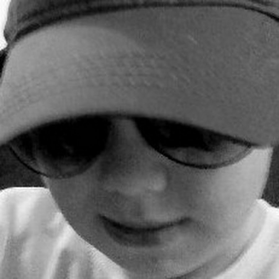 AMLnZu-z3SRT0gwHhrNpcXl8KaeBZTLCmb7QWycTwESU_w=s900-c-k-c0x00ffffff-no-rj