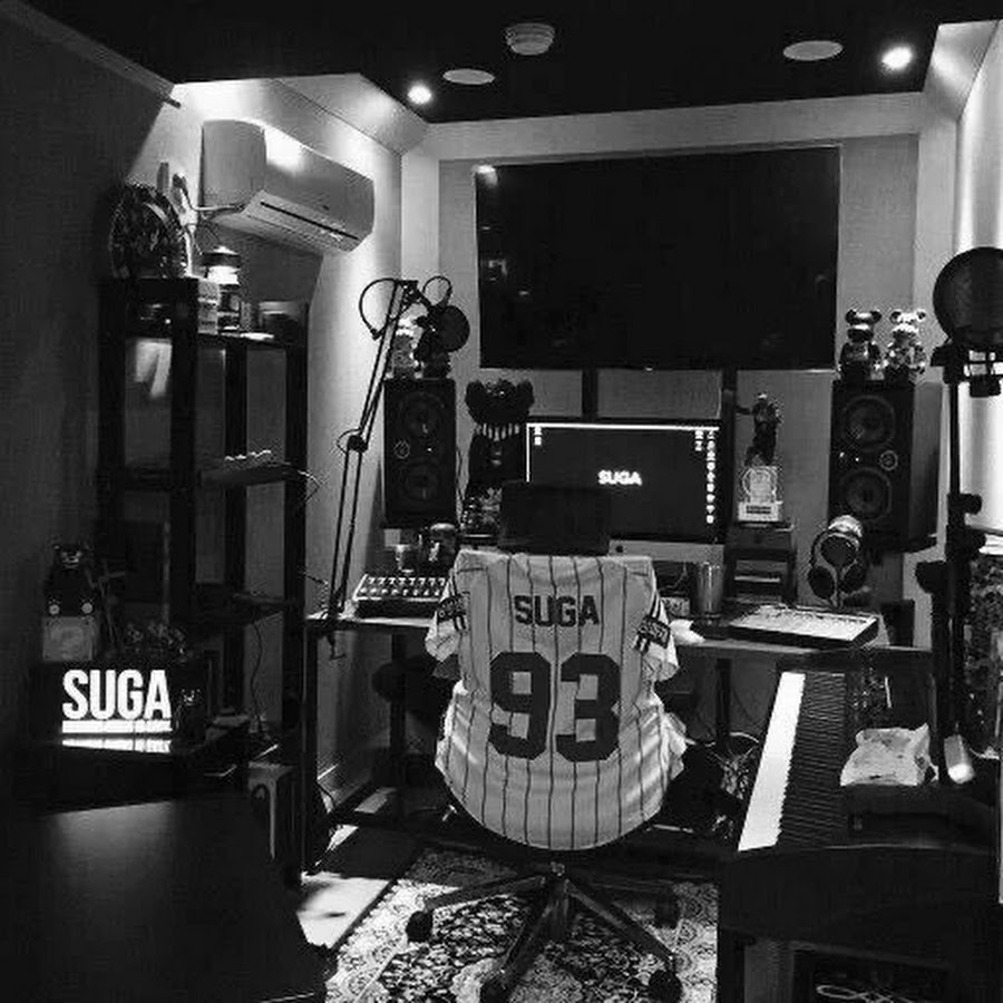 Студия suga BTS