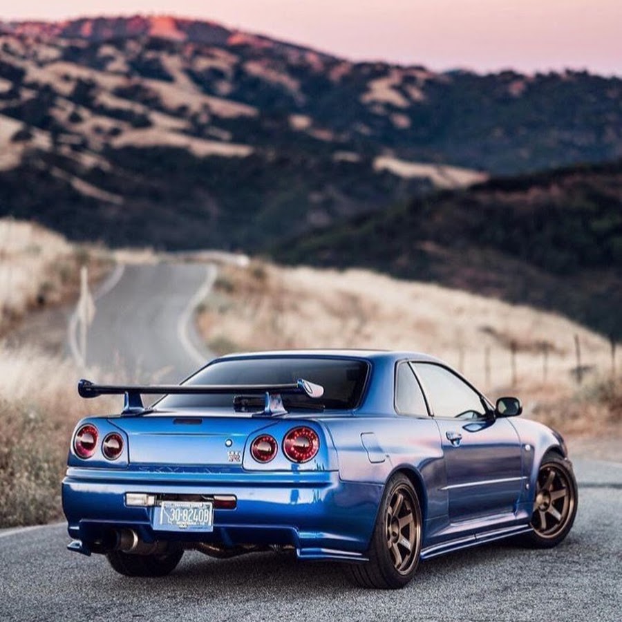 Nissan Skyline r34 gt-r