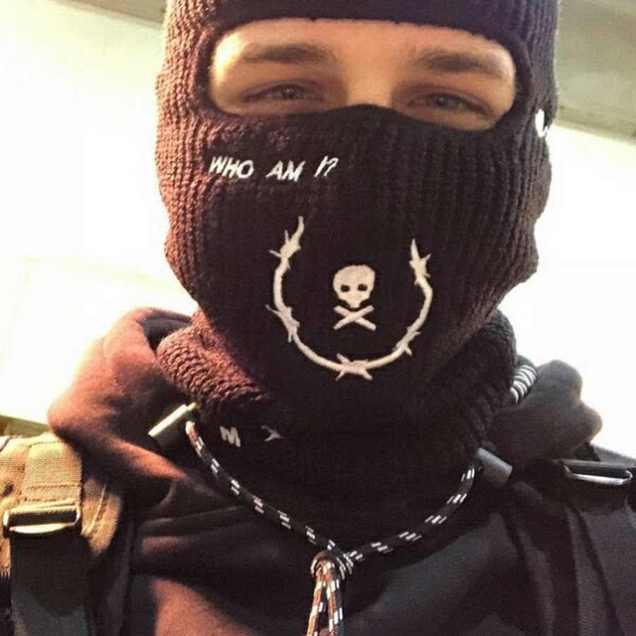 Фото в балаклаве на аву. Парень в Балаклаве. Крутые парни в балаклавах. Балаклава для мальчика. Пацан в маске Балаклава