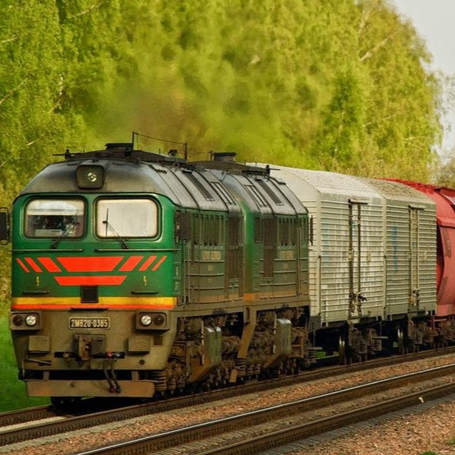 необычные поезда. товарная железнодорожная станция владивосток,. отлк вагоны. локомотив-паровоз,тепловоз ,электровоз. железнодорожный транспорт.