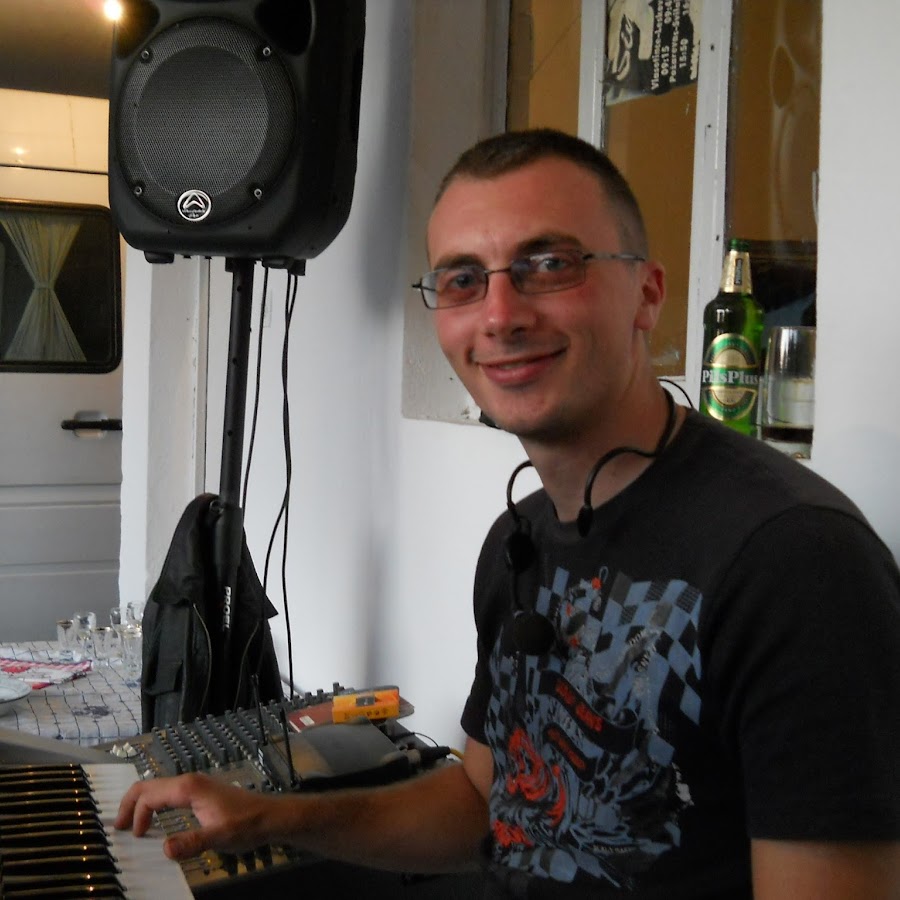 AMLnZu8TX121UYFIXT8lTIhixnQONNhI448ERLflmfS94g=s900ckc0x00ffffffnorj