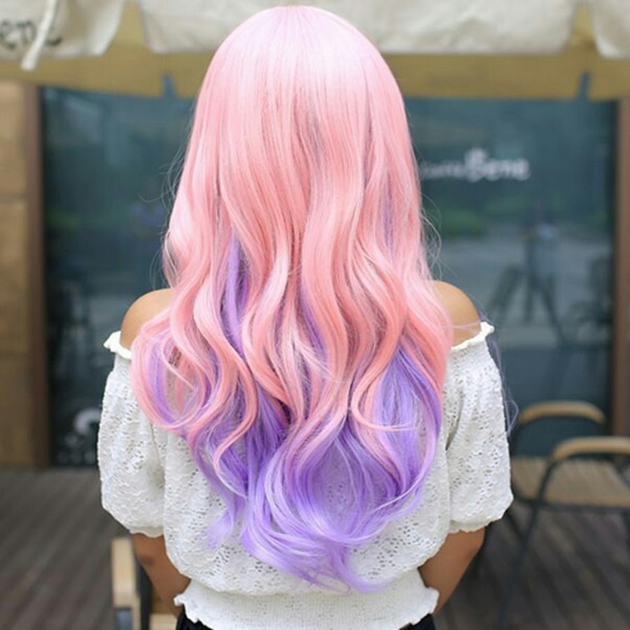 Девочка с сине розовыми волосами. Розово голубые волосы. Окрашивание волос розовый и фиолетовый. Розовые волосы. Сине розовые волосы.