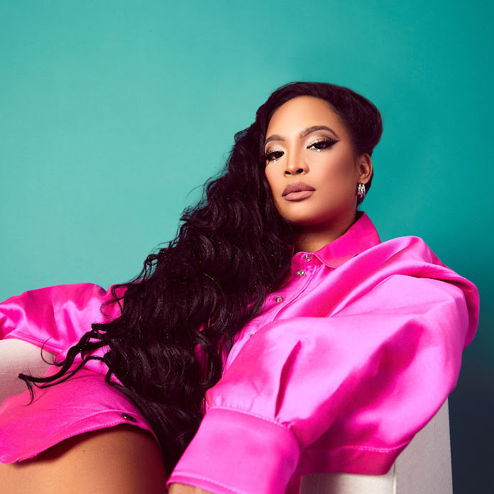 Aliya Janell Net Worth & Earnings (2026)