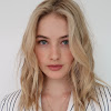 What could Sanne Vloet buy with $406.5 thousand?