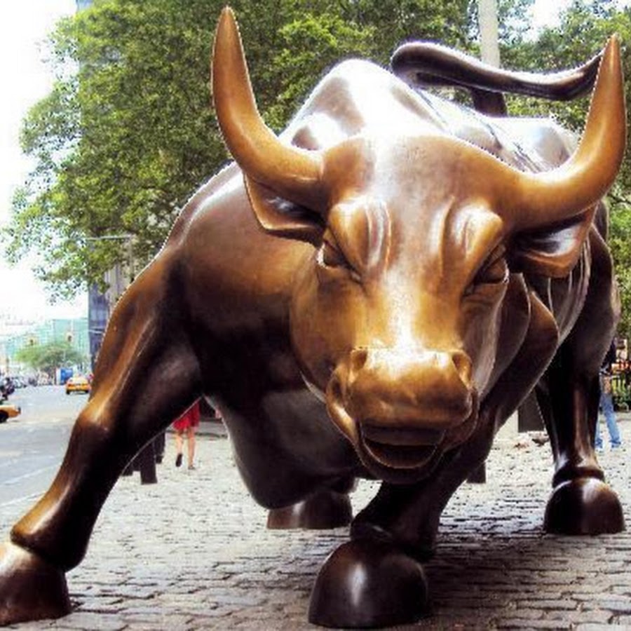 Фурия бык. Бизон фурри. Минотавр фурри. Пацан бык. Бык с уолл стрит.