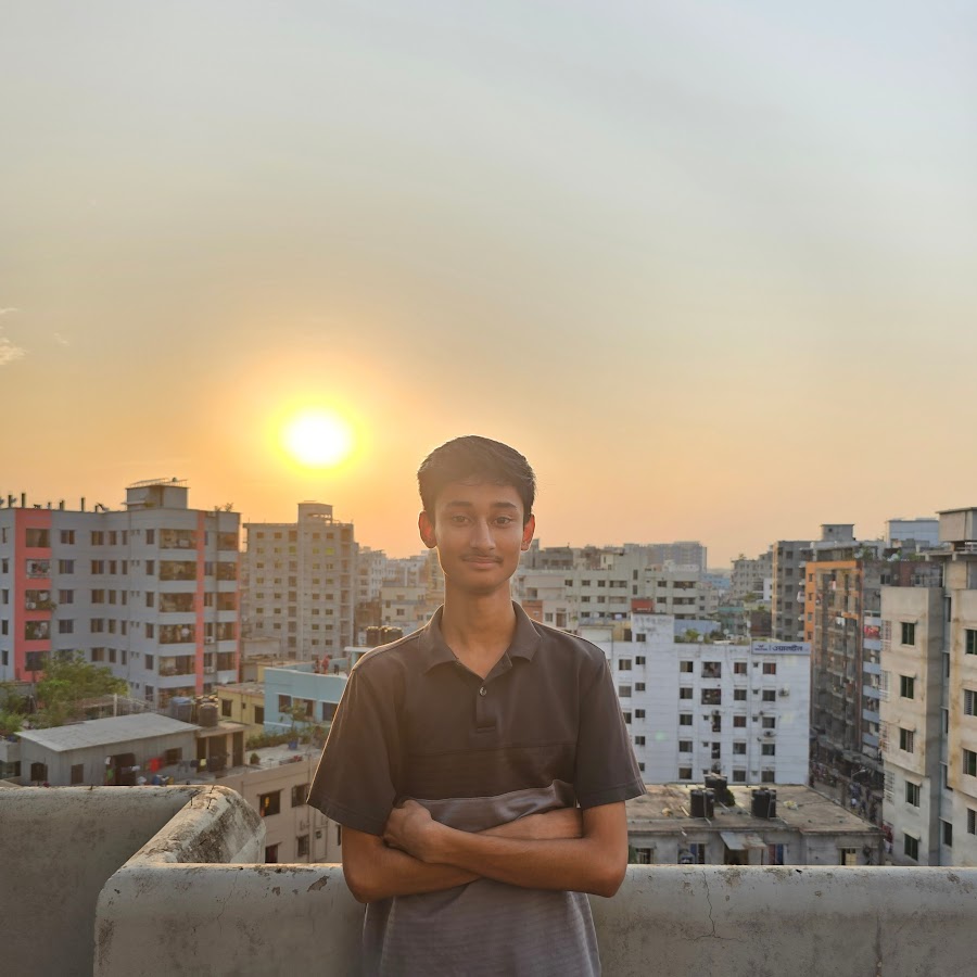 AMLnZu8qj--4nM_aKEyhjEY9b7CRHNdPkQK-8MnIb_Wn6A=s900-c-k-c0x00ffffff-no-rj