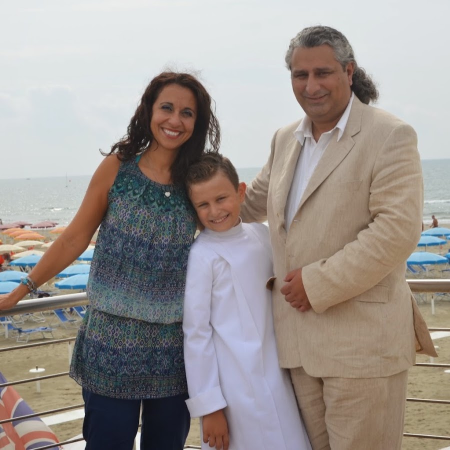 amlnzu8y43ajfls8x6izunrxcseqarzampal9zs0vwwu-s900-c-k-c0x00ffffff-no-rj