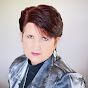 Carolyn Marshall YouTube Profile Photo