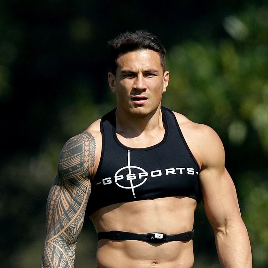 Male sports. Бека Швангирадзе регби. Guy wearing Bra.