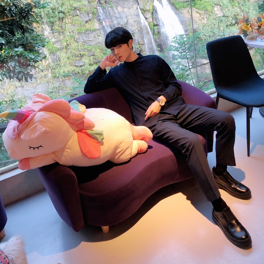 AMLnZu98kBUSew5cJn4dmwgui_sBXevIzwByshdGTjp3=s900ckc0x00ffffffnorj