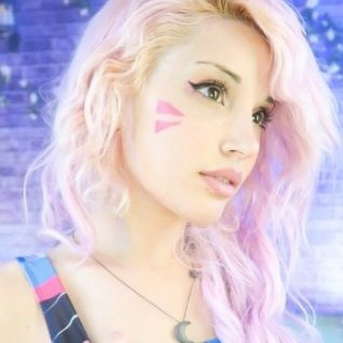 ASMR Cherry Crush Net Worth & Earnings (2026)