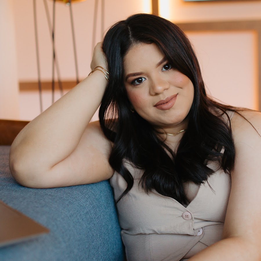 AMLnZu9Dsf-cOba8WH3fgN3-rNpNKGSFzOo9_j0i0vW_pg=s900-c-k-c0x00ffffff-no-rj