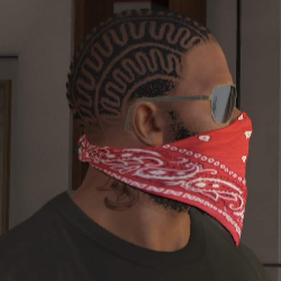 Все идет по плану на лице бандана