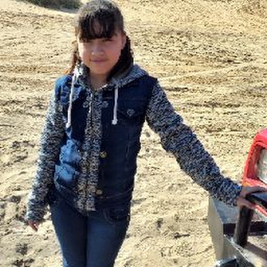 AMLnZu9I32UybBIgyH0fyB_ZdE1GoOcDUFT5pOsrDxW=s900ckc0x00ffffffnorj