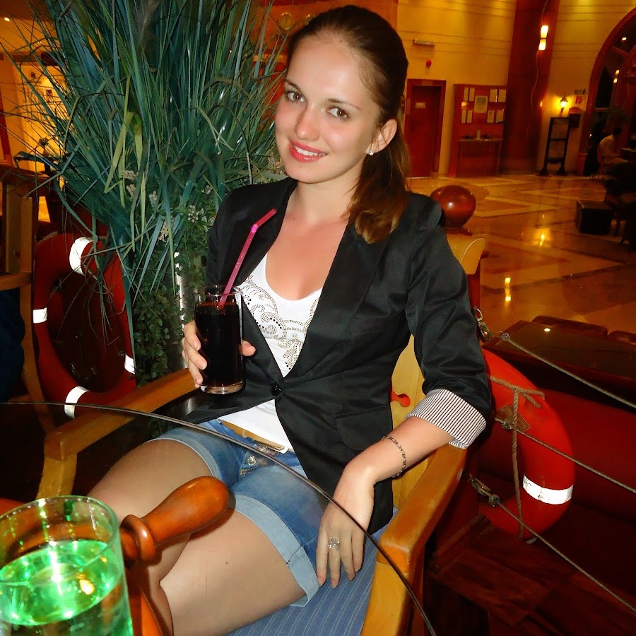 AMLnZu9L8CwF5LIZzELSERrLi2jasqsr6xawA8j6dWS_=s900-c-k-c0x00ffffff-no-rj