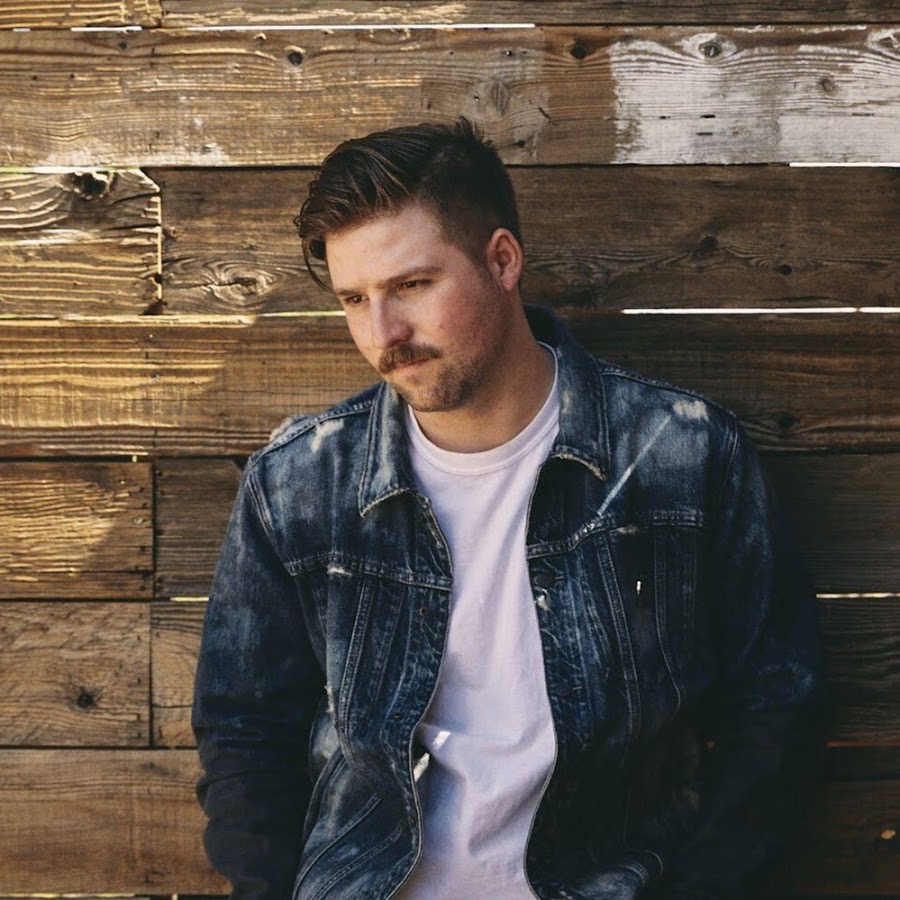 AMLnZu9Li1r-JInIy_U6e9K2DS8hXbVQI32QiFjNwFdN=s900-c-k-c0x00ffffff-no-rj