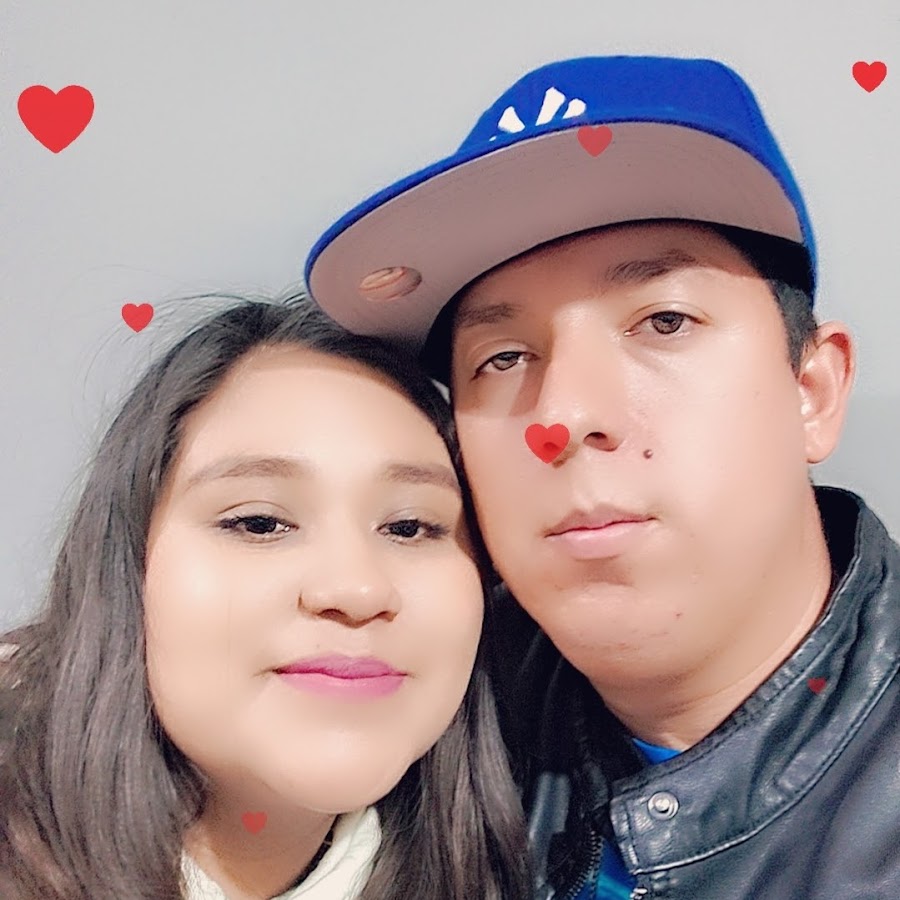 ангел обнимает девушку. крылья обнимают сердце. мужчина и женщина с крыльями. девушка - ангел. нефилим дмс.