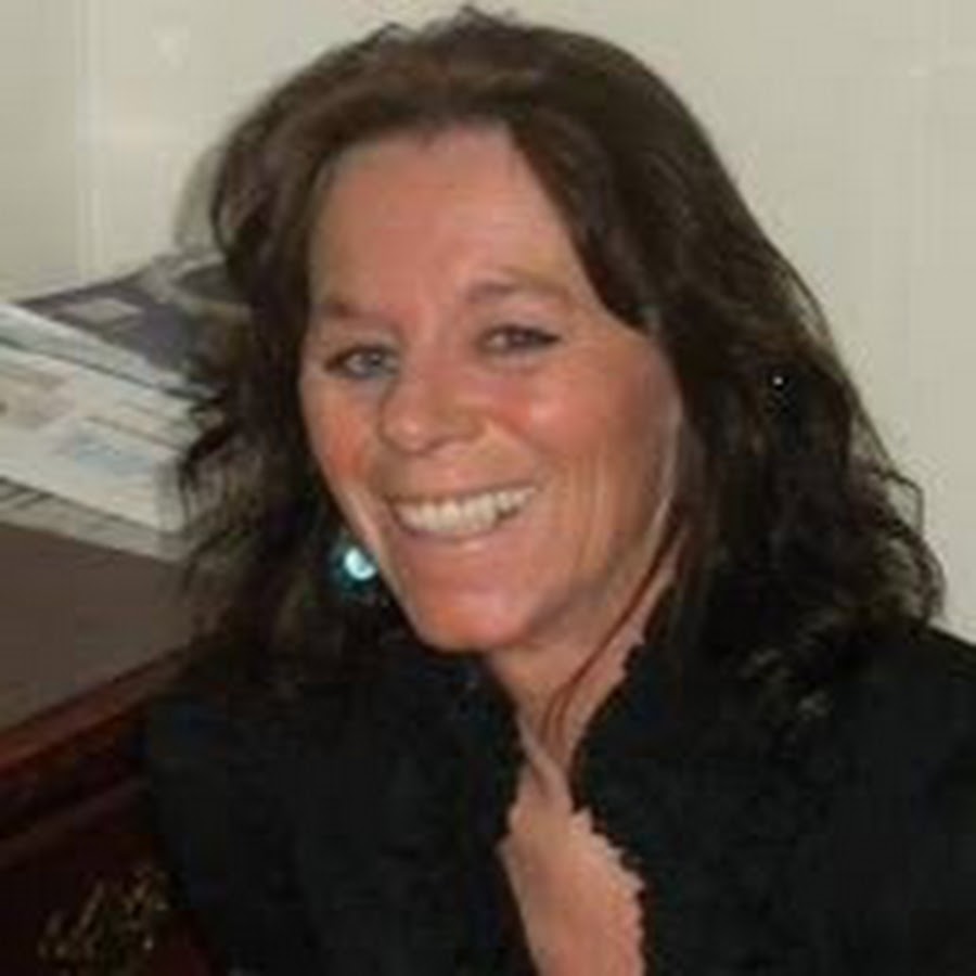 AMLnZu9NPVjpLznz52yI3Au7aF4pfI8k2AGYIrtYxNN12Q=s900-c-k-c0x00ffffff-no-rj