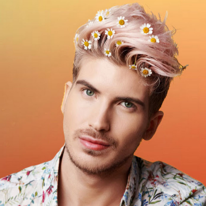 Joey Graceffa Vlogs Net Worth & Earnings (2026)