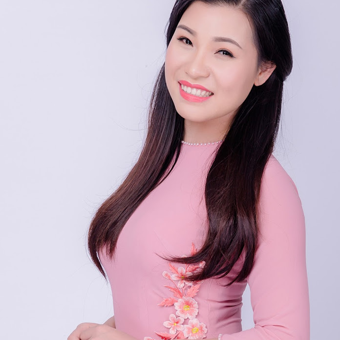 Ca Sĩ Bùi Thúy Net Worth & Earnings (2025)