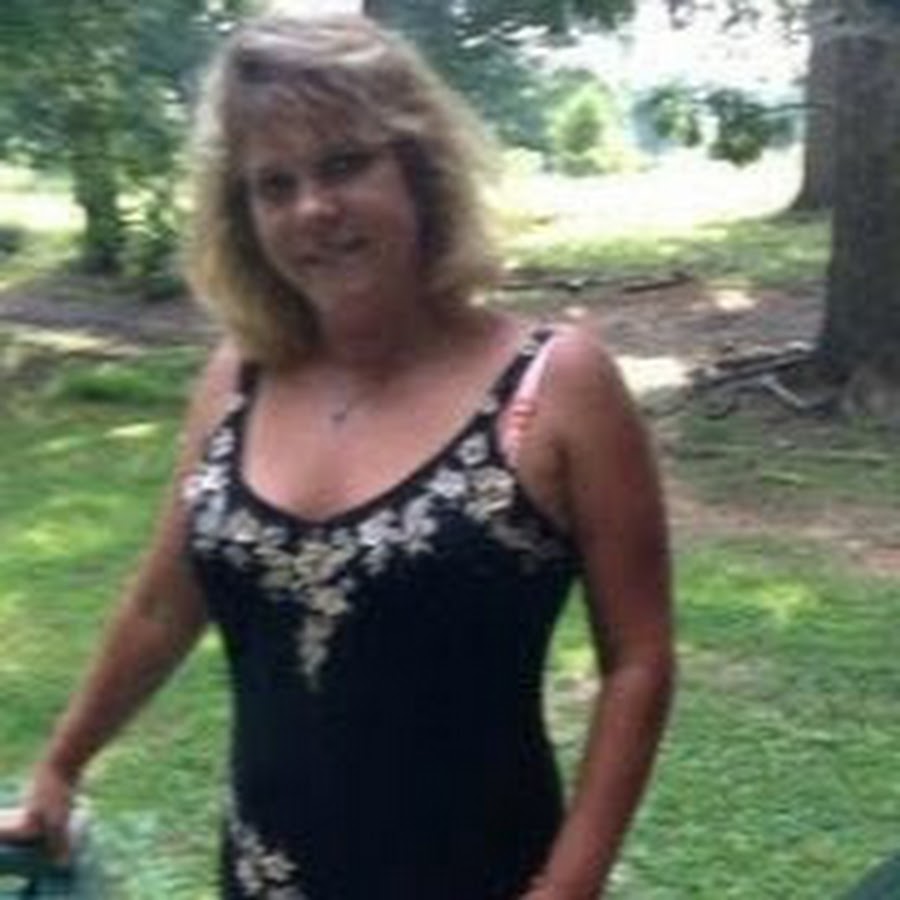 AMLnZu9_ColgGuKI94jg6nz5e_BRlF5qQvO5t9e3DUqb=s900ckc0x00ffffffnorj