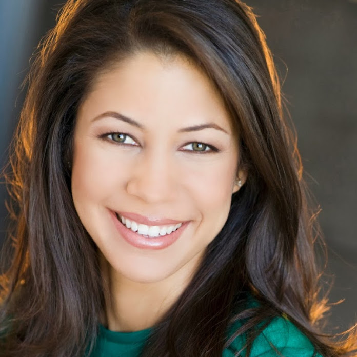 the Daily Connoisseur Net Worth & Earnings (2026)