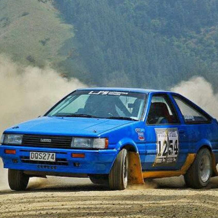 toyota corrolla AE86 levin trueno starlet rallying twin cams race drifting ...