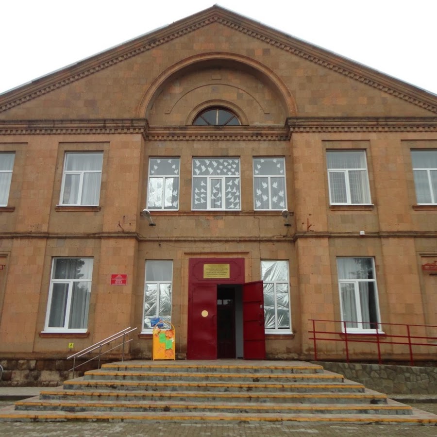 Дом культуры станица отрадная. Станица отрадная отрадненский район краснодарский край. Станица отрадная тихорецкий. Администрация ст отрадная. Станица отрадная тихорецкий.