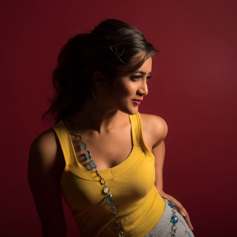 Amika Shail - YouTube