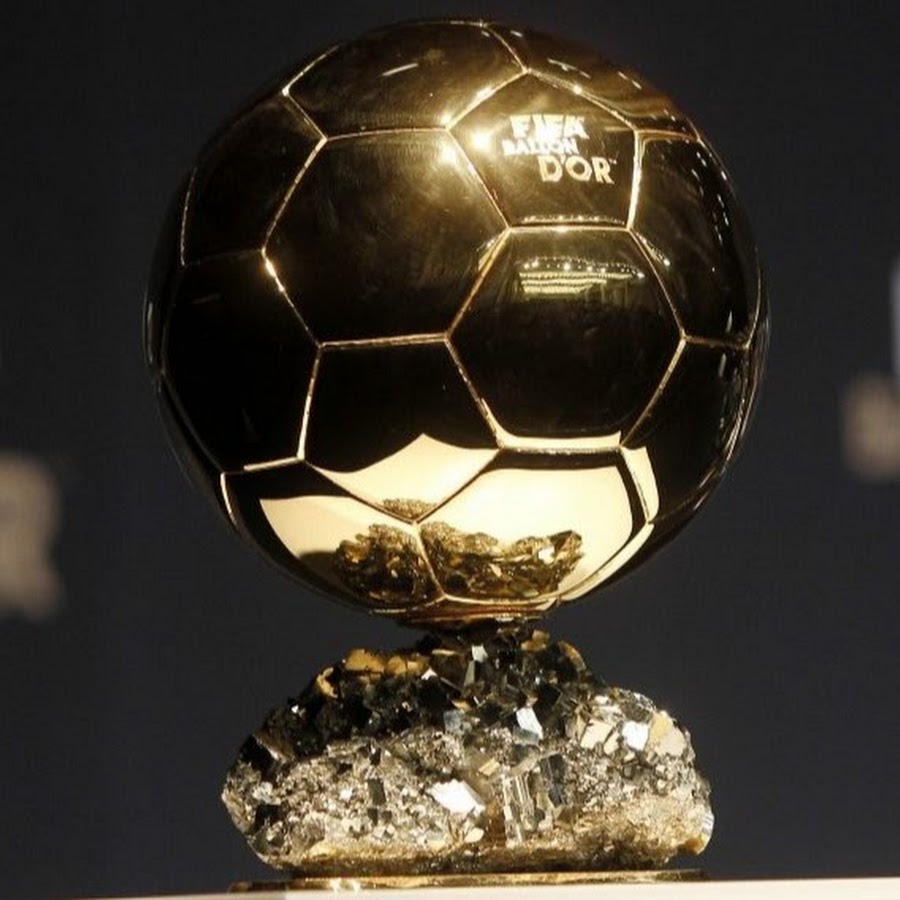 Den ball. Золотой мяч ФИФА 2013. Ballon dor. Ballon d'or 2011. Золотой мяч ФИФА баллон дор.