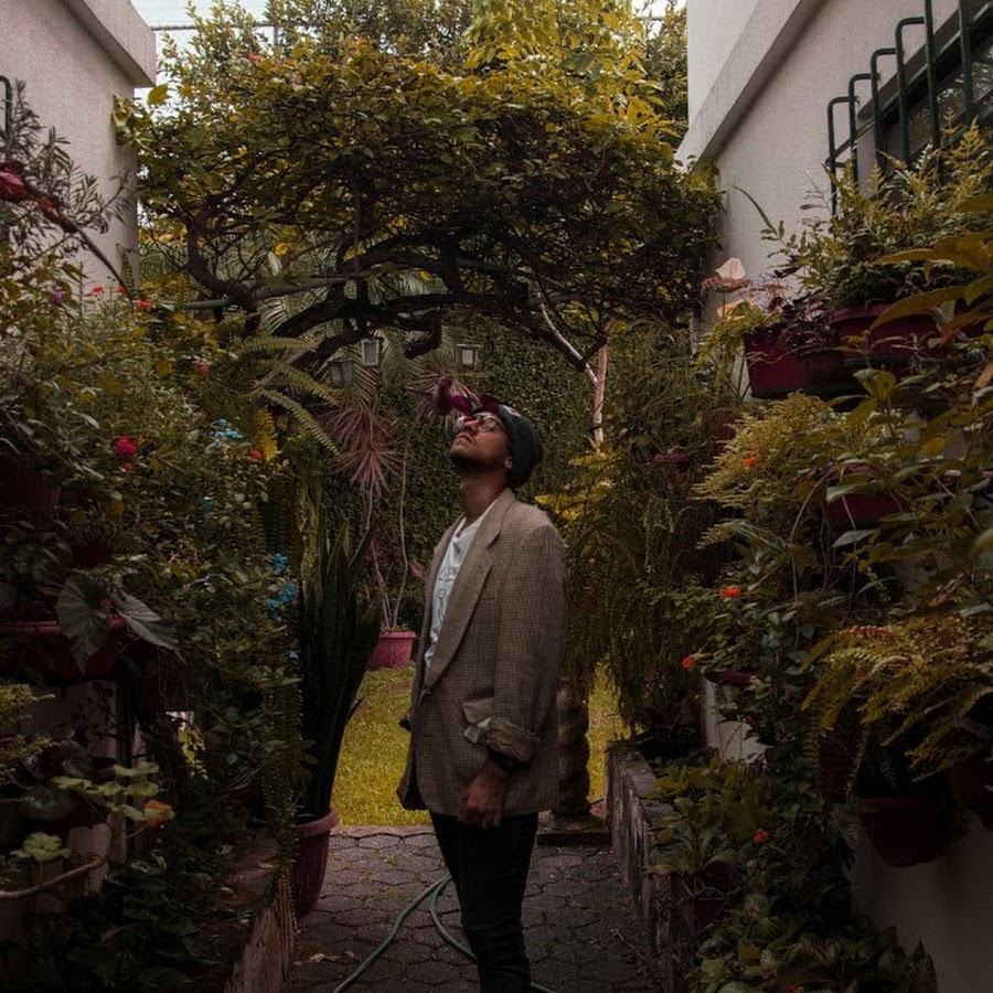 AMLnZu9rx2qBig67_ZEtxjI4mxAFjsRp2cap8ud74DB=s900ckc0x00ffffffnorj