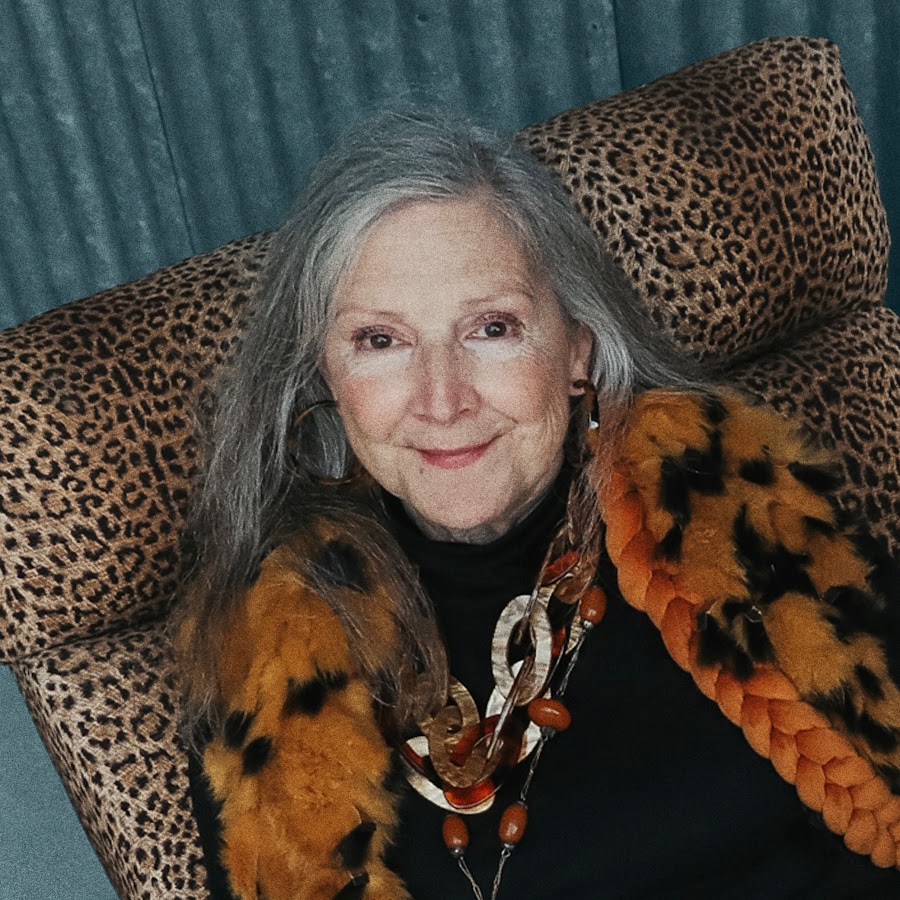 Regina rich. Regina Day by Day. Reginas Song