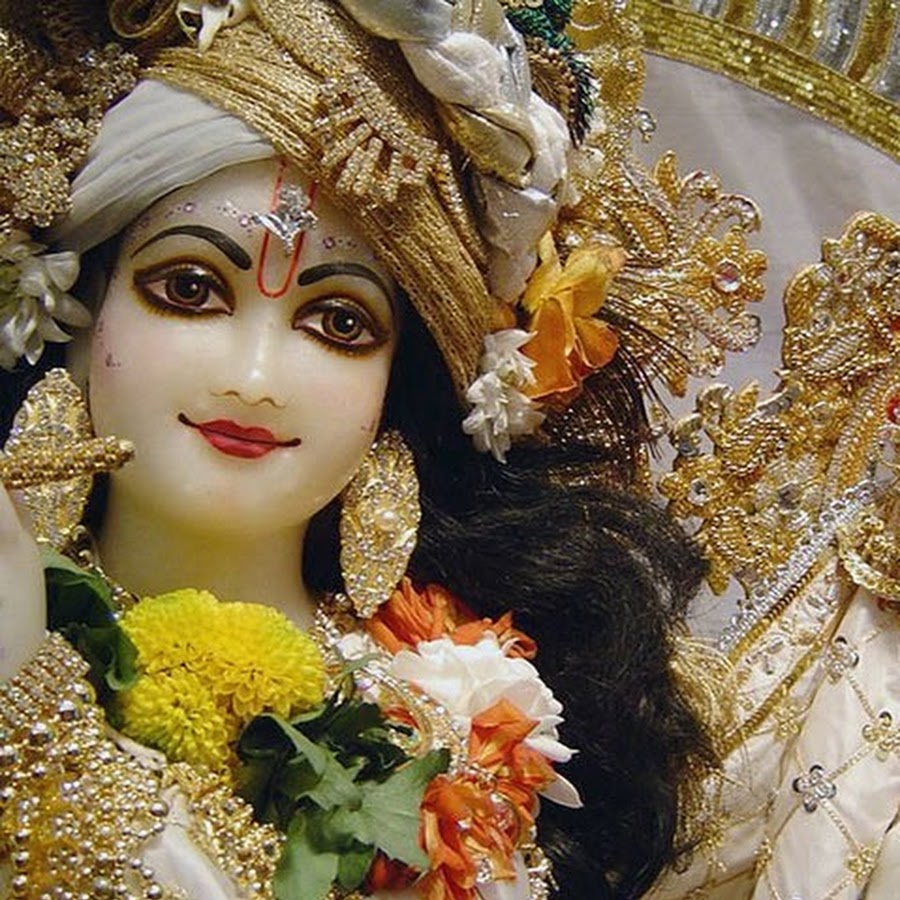 Божества кришны. Божества кришны. Говинда бог. Говинда кришна вишну. Кришна баларам мандир вриндаван божества.