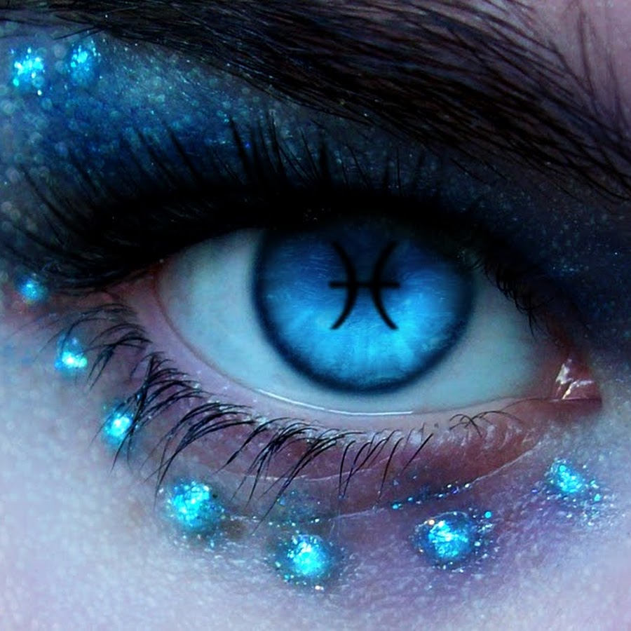 Магические глазки. Красивые голубые глаза. Голубой цвет глаз. Магический глаз. Красивые синие глаза.