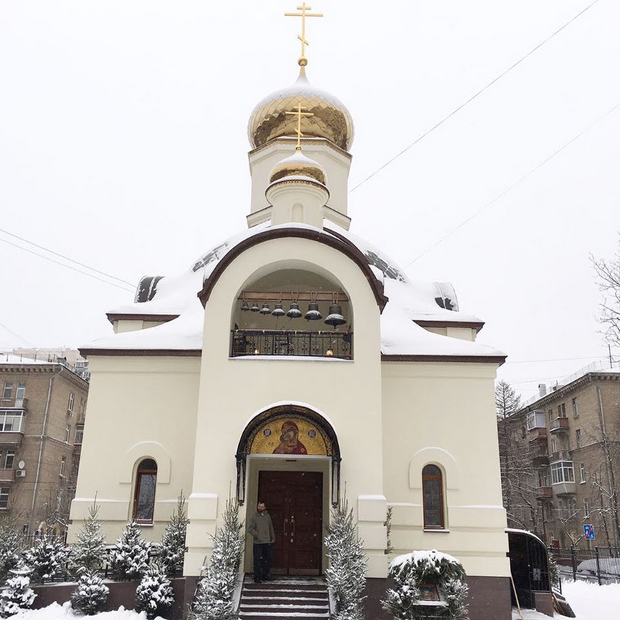 Храм царственных войковская. Храм святых Царственных страстотерпцев Москва. Храм Царственных страстотерпцев на Войковской. Храм святых Царственных страстотерпцев (Курск). Храм святых Царственных страстотерпцев 6-й Новоподмосковный пер., 5а.